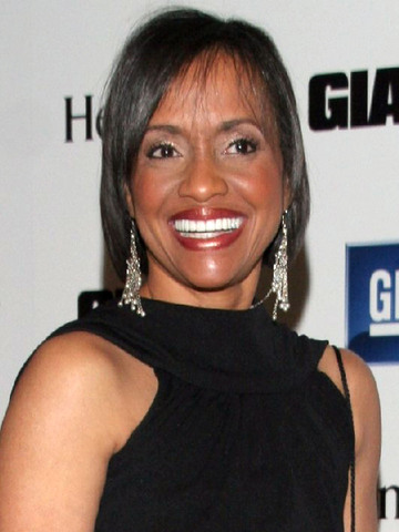 Glenda Hatchett Headshot