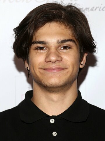 Dorian Giordano Headshot