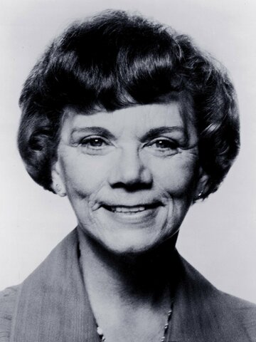 Ellen Corby Headshot