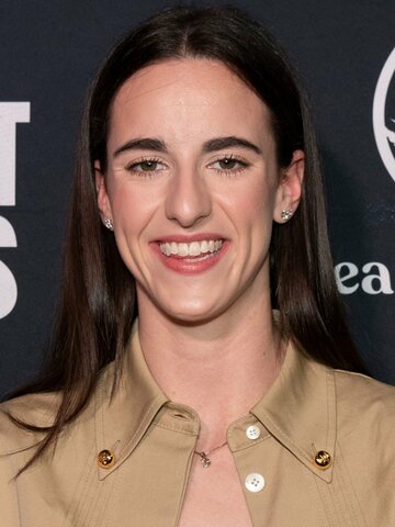 Caitlin Clark Headshot
