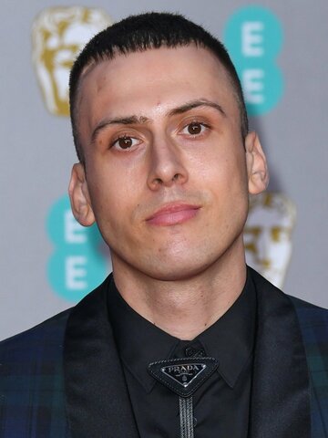 Rhys Yates Headshot