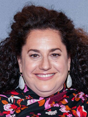 Marissa Jaret Winokur Headshot