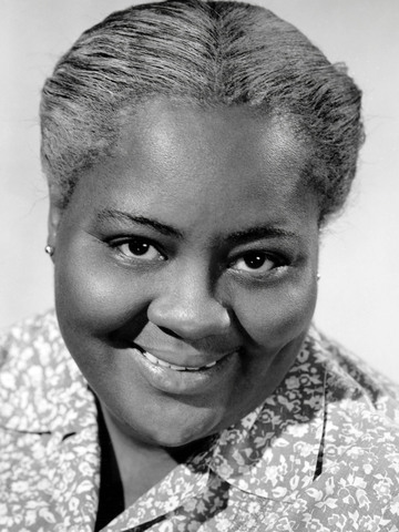 Louise Beavers Headshot