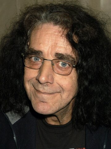 Peter Mayhew Headshot