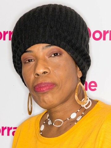 Macy Gray Headshot