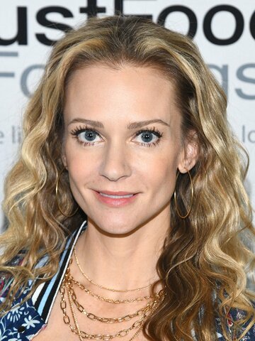 A.J. Cook Headshot