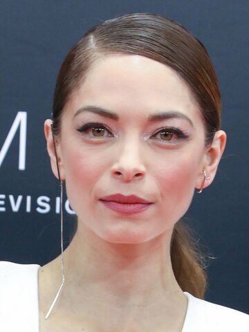 Kristin Kreuk Headshot