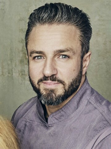 Anthony Bar Headshot