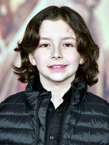 Connor Esterson Headshot