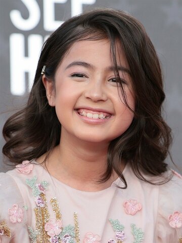 Madeleine Yuna Voyles Headshot