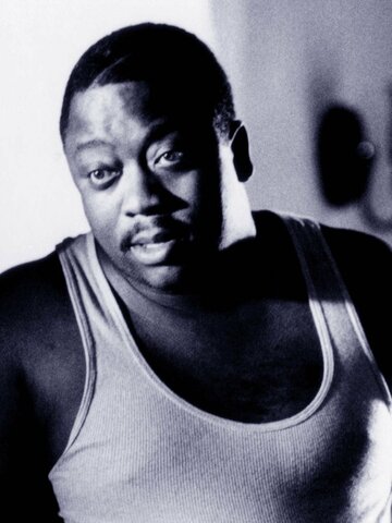 Robin Harris Headshot