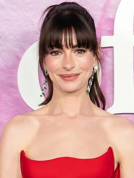Anne Hathaway