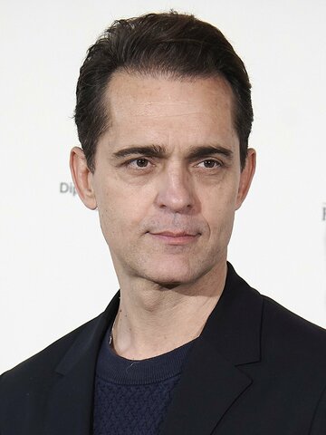 Pedro Alonso Headshot