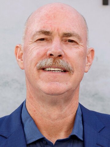 Michael Gaston Headshot