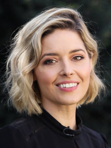 Sarah Lind Headshot