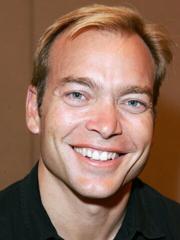 Jonathan Breck Headshot
