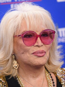 Amanda Lear
