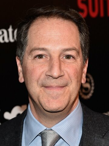 Aaron Korsh Headshot