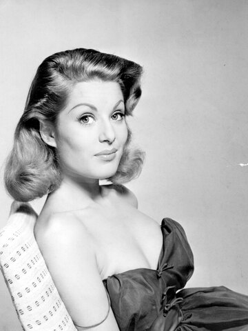 Belinda Lee Headshot
