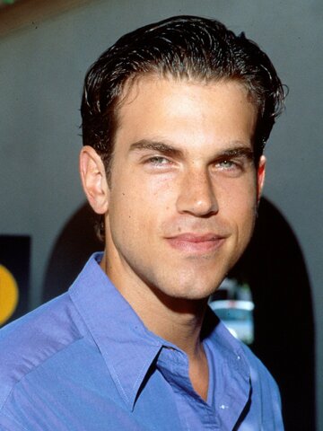 Jeremy Garrett Headshot