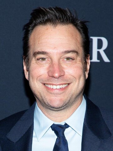 Hank Steinberg Headshot
