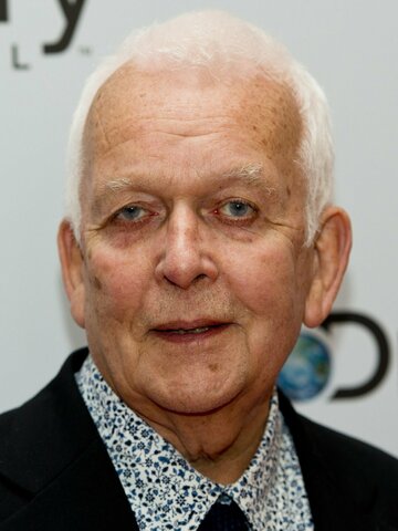 Andrew Davies Headshot