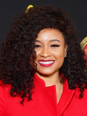 Rhyon Nicole Brown Headshot