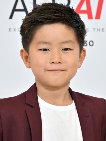 Isaac Bae Headshot