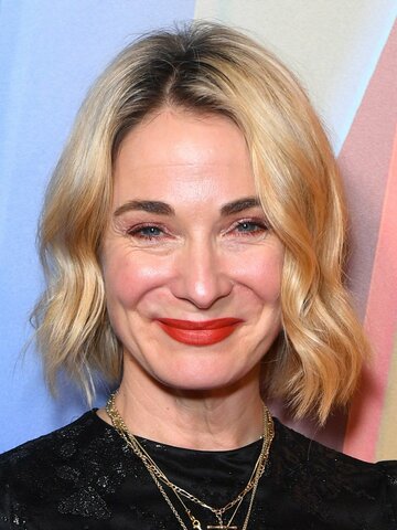 Nia Roberts Headshot