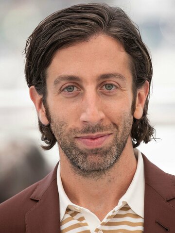 Simon Helberg Headshot
