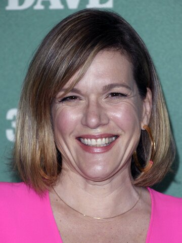 Catherine Dent Headshot