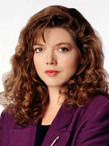 Catherine Disher Headshot