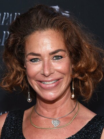 Claudia Wells Headshot