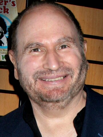 Gabriel Kaplan Headshot