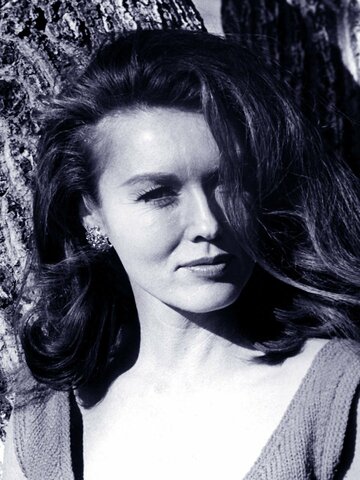 Elaine Devry Headshot