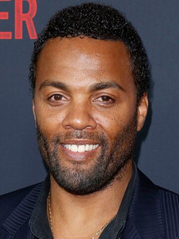 Ray Fearon Headshot