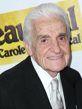 Tom Troupe