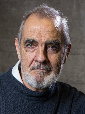 Gary Raymond Headshot