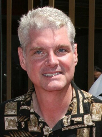 Tom Kane Headshot