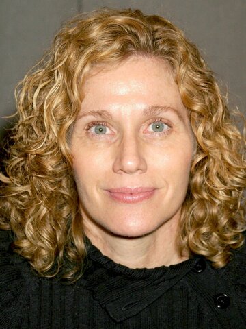 Barbara March Headshot