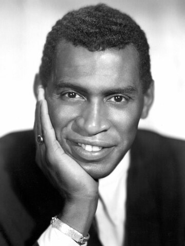 Scoey Mitchell Headshot