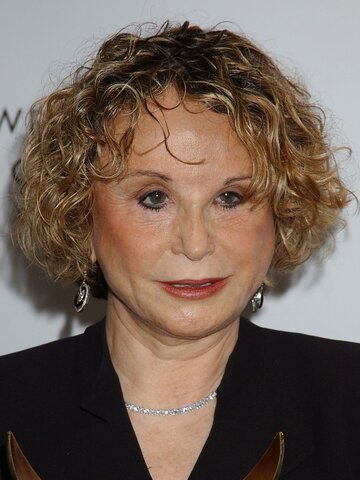 Ellen Weston Headshot