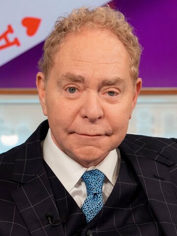 Teller Headshot