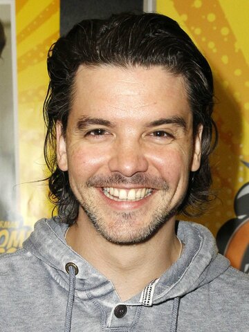 Andrew-Lee Potts Headshot