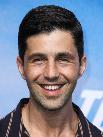 Josh Peck Headshot