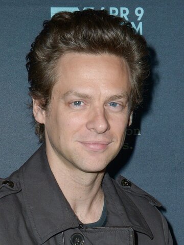 Jacob Pitts Headshot