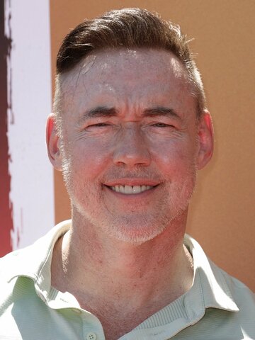 Kevin Durand Headshot