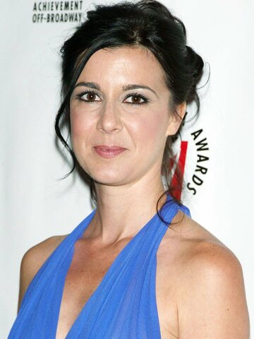 Iris Bahr Headshot