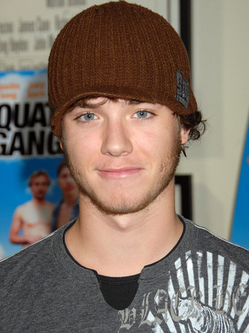 Jeremy Sumpter Headshot
