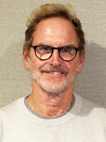 Jere Burns Headshot